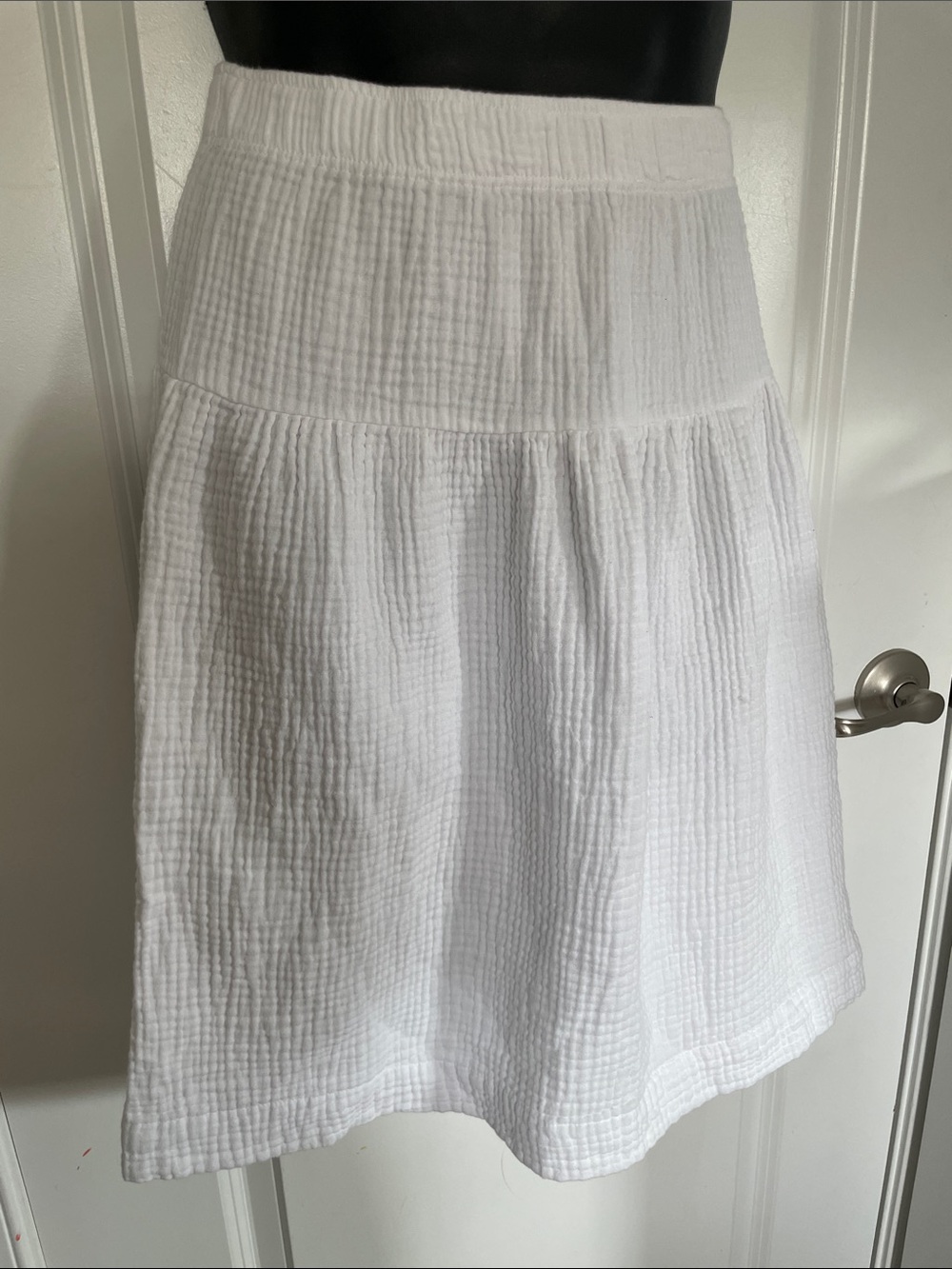 NWOT Chelsea & Theodore White Cotton Textured A-Line Skirt
